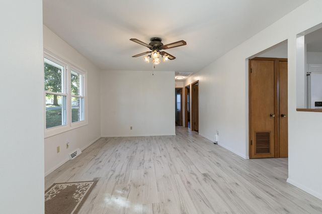 613 S Elgin Avenue, Bolivar, MO 65613