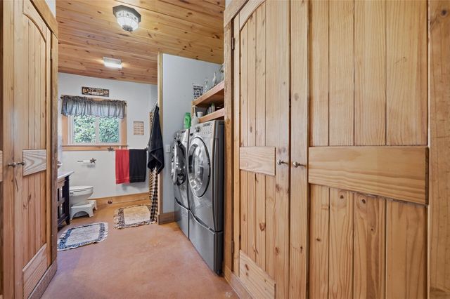 115 Friar Tuck Drive, Gordonville, TX 76245