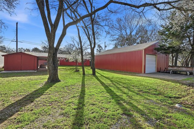 115 Friar Tuck Drive, Gordonville, TX 76245