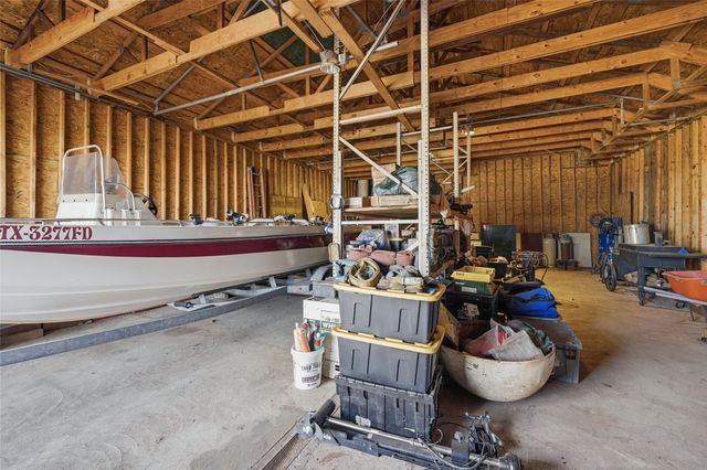 115 Friar Tuck Drive, Gordonville, TX 76245