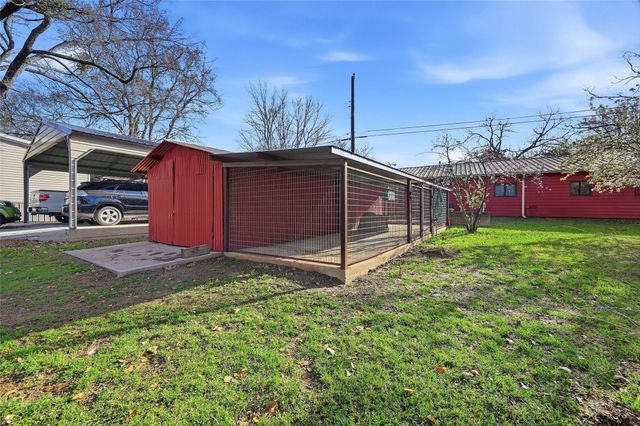 115 Friar Tuck Drive, Gordonville, TX 76245