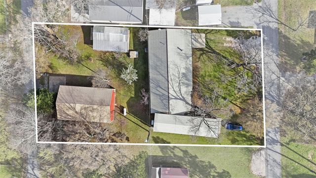 115 Friar Tuck Drive, Gordonville, TX 76245