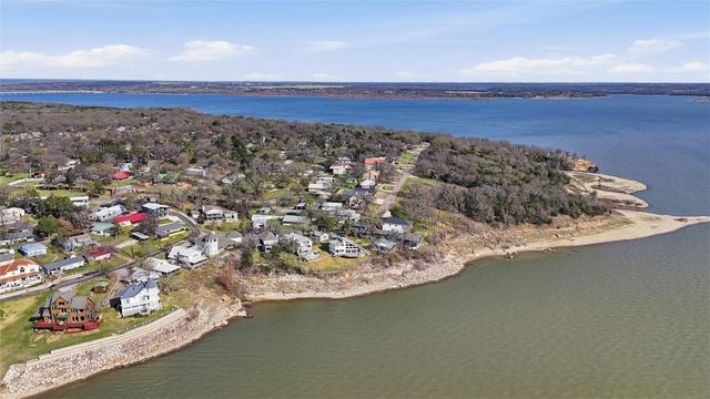 115 Friar Tuck Drive, Gordonville, TX 76245