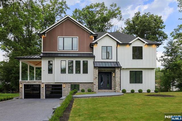63 Billingsley Drive, Livingston, NJ 07039