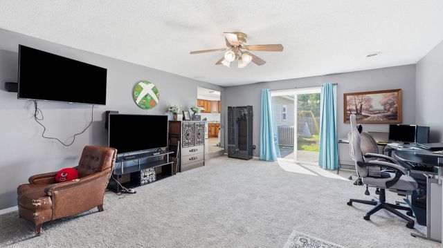 16 Emerald Lane, Huntington, IN 46750