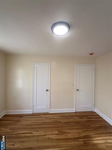 28 Sheffield Avenue E8, Englewood, NJ 07631