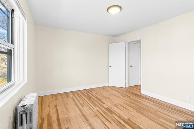 28 Sheffield Avenue E8, Englewood, NJ 07631