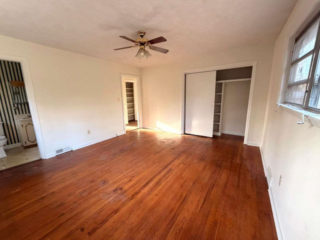 3832 Maid Marion Lane, Spartanburg, SC 29302