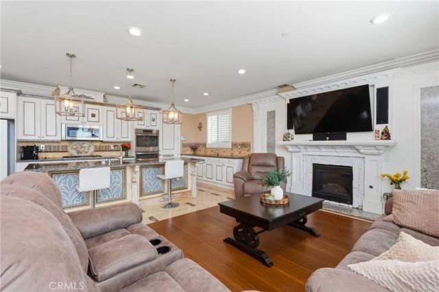 15507 Vanilla Bean Lane, Fontana, CA 92336