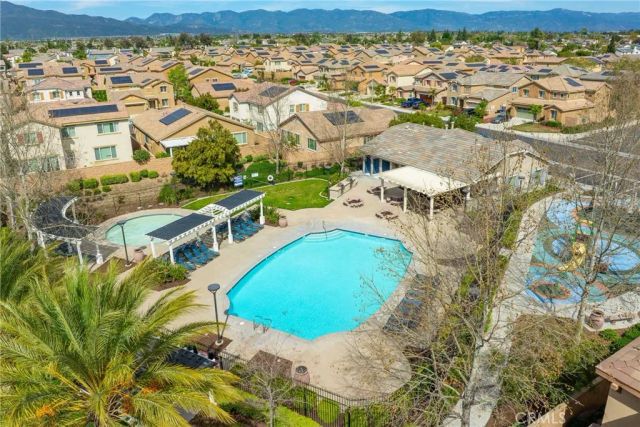 15507 Vanilla Bean Lane, Fontana, CA 92336