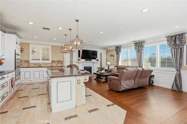 15507 Vanilla Bean Lane, Fontana, CA 92336