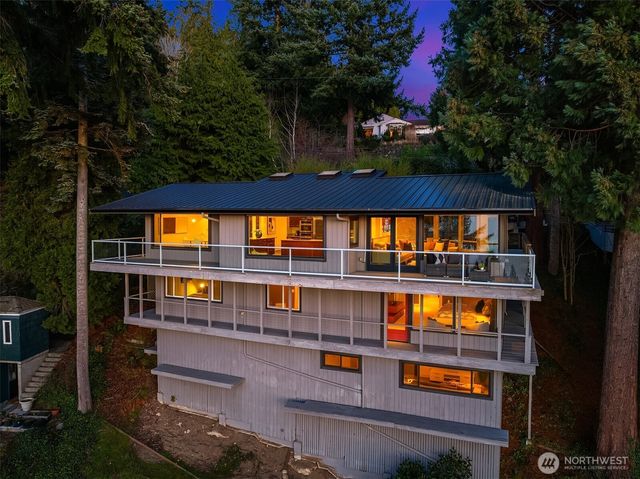 15733 25th Avenue SW, Burien, WA 98166