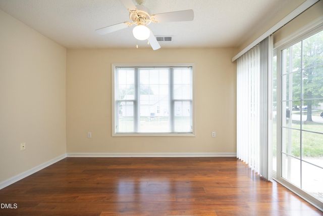 11381 Clubhaven Place 102, Raleigh, NC 27617