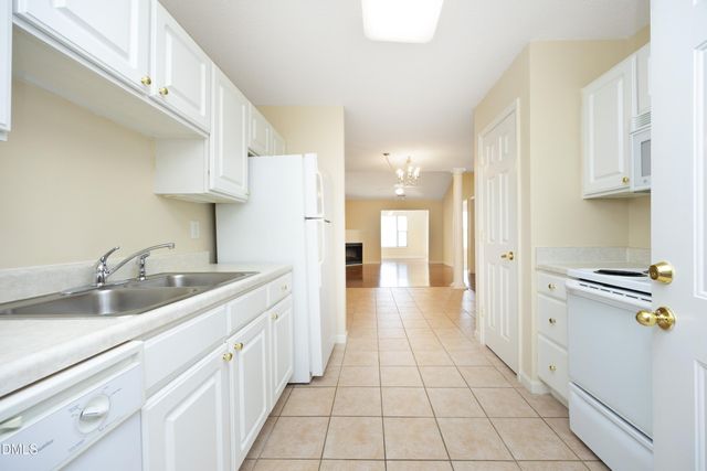 11381 Clubhaven Place 102, Raleigh, NC 27617