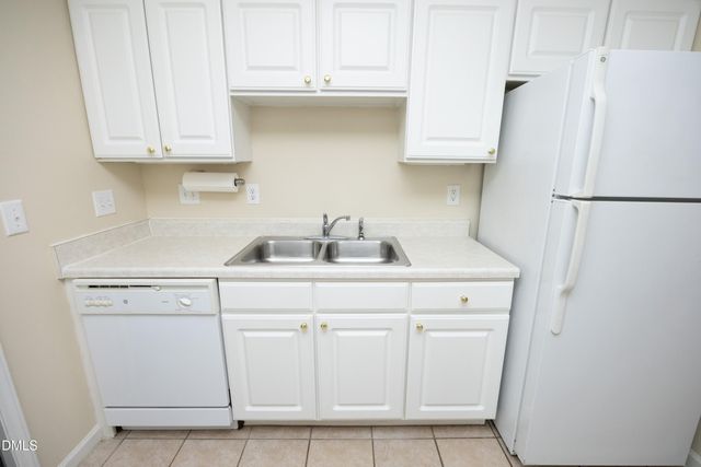 11381 Clubhaven Place 102, Raleigh, NC 27617