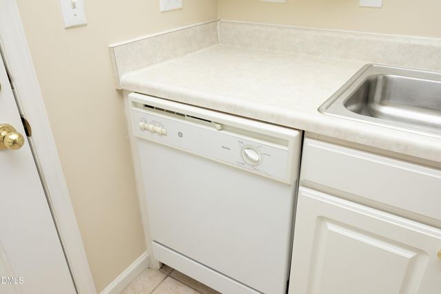 11381 Clubhaven Place 102, Raleigh, NC 27617