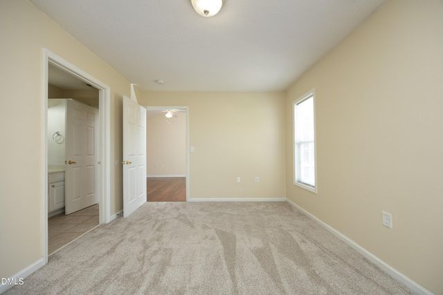11381 Clubhaven Place 102, Raleigh, NC 27617