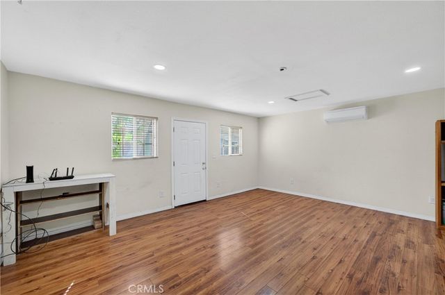 1346 Yosemite, Los Angeles, CA 90041