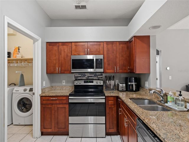 834 HIGH POINTE CIRCLE, Minneola, FL 34715