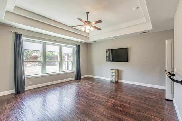 1312 Senna Drive, Burleson, TX 76028