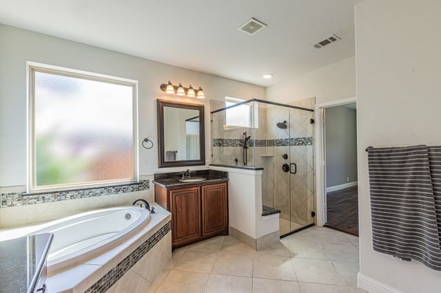 1312 Senna Drive, Burleson, TX 76028