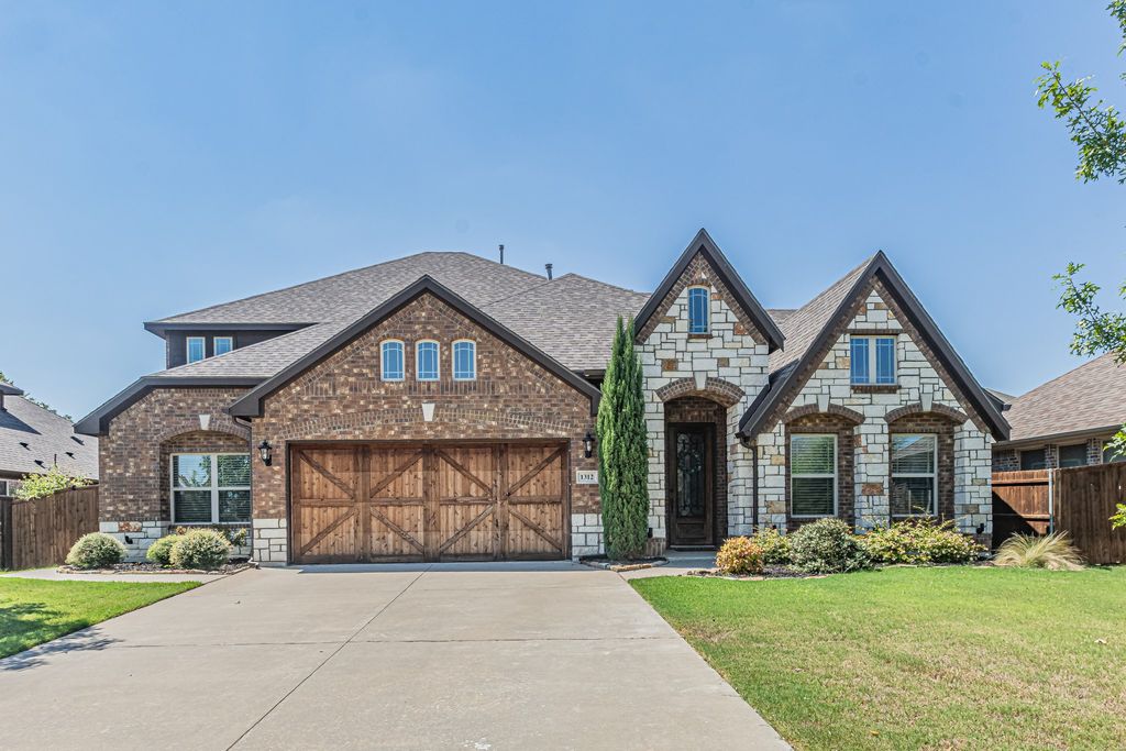 1312 Senna Drive, Burleson, TX 76028