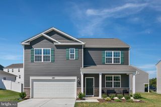 187 GATEHOUSE PL, Charles Town, WV 25414