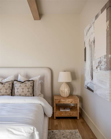 6407 Joyce Way, Dallas, TX 75225