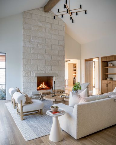 6407 Joyce Way, Dallas, TX 75225