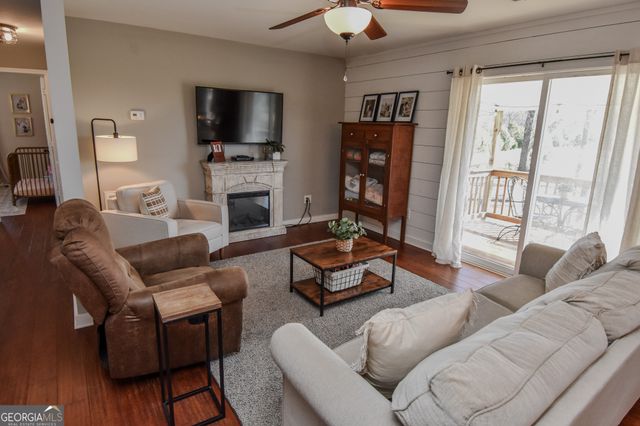 275 Watson Street, Molena, GA 30258