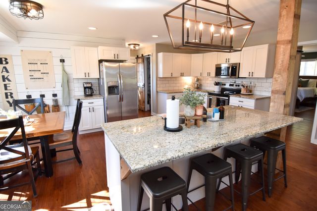 275 Watson Street, Molena, GA 30258