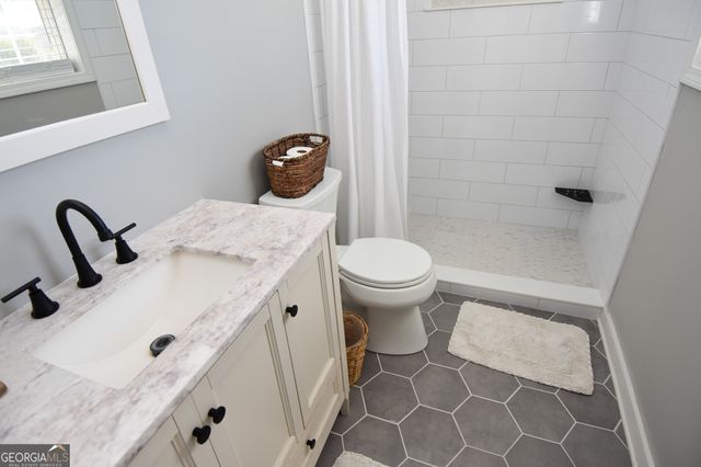 275 Watson Street, Molena, GA 30258