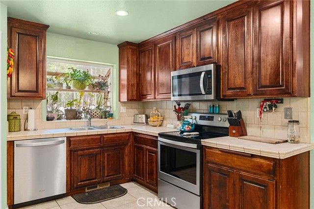 6515 Elmwood Drive, Magalia, CA 95954