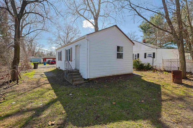 19793 Greenacre Street, South Bend, IN 46637