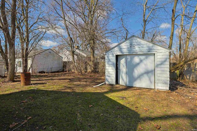 19793 Greenacre Street, South Bend, IN 46637