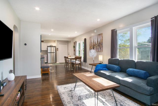 19793 Greenacre Street, South Bend, IN 46637