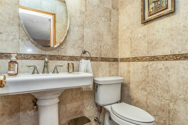 3901 Jane Court, Seaford, NY 11783