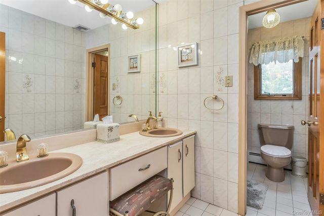 3901 Jane Court, Seaford, NY 11783