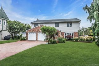 3901 Jane Court, Seaford, NY 11783