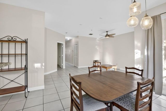 100 Jacaranda Country Club Drive 101, Plantation, FL 33324