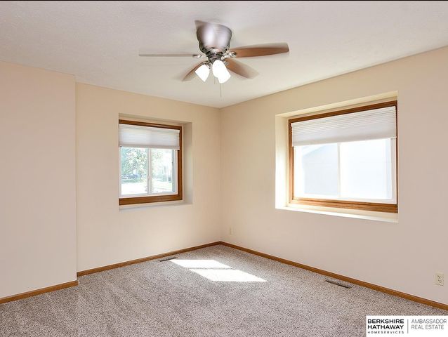 13705 Chandler Street, Omaha, NE 68138