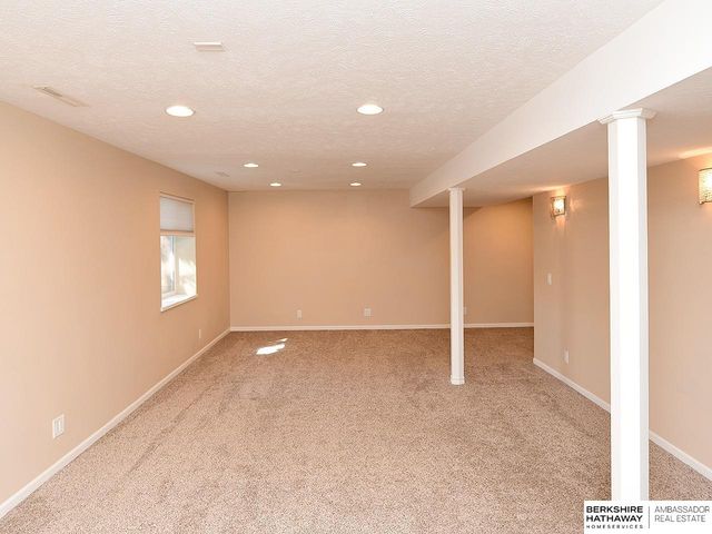 13705 Chandler Street, Omaha, NE 68138