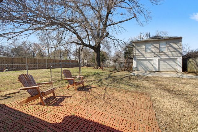 422 N Pecan Street, Arlington, TX 76011