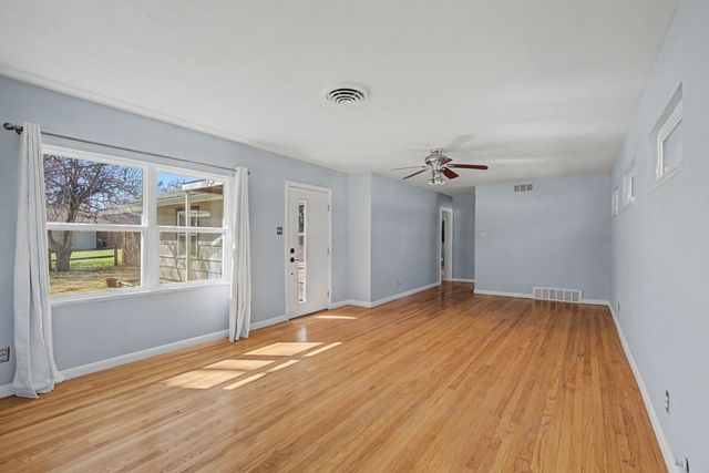 422 N Pecan Street, Arlington, TX 76011