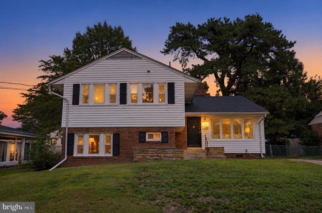 6009 85TH AVE, New Carrollton, MD 20784