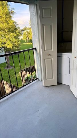 2830 SOMERSET PARK DRIVE 202, Tampa, FL 33613
