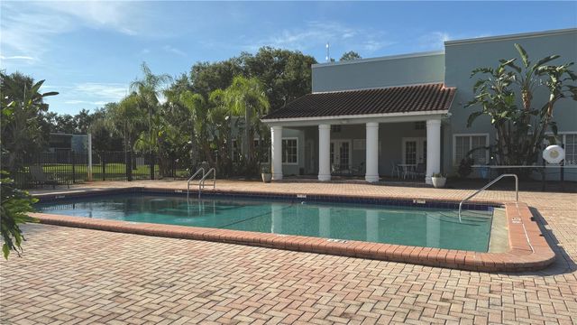 2830 SOMERSET PARK DRIVE 202, Tampa, FL 33613