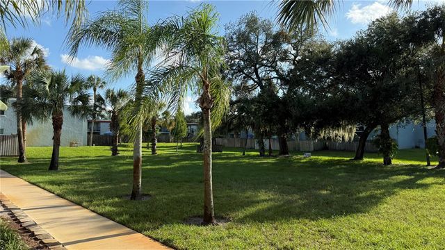 2830 SOMERSET PARK DRIVE 202, Tampa, FL 33613