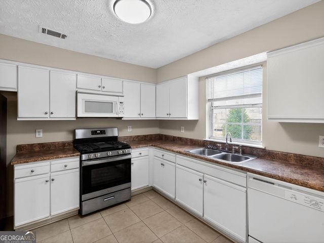 2492 Deep Shoals Circle, Decatur, GA 30034