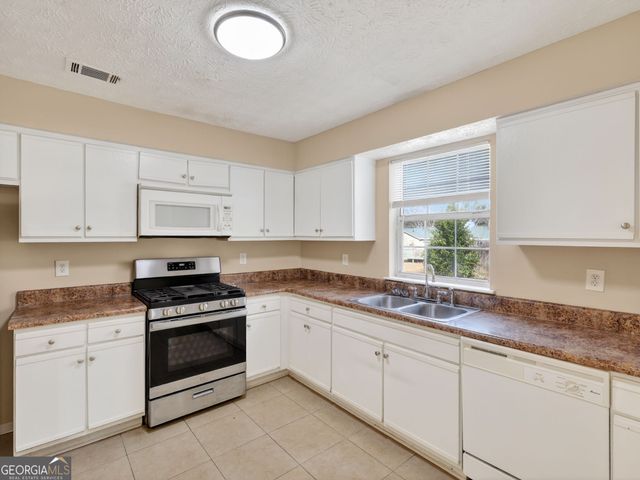 2492 Deep Shoals Circle, Decatur, GA 30034